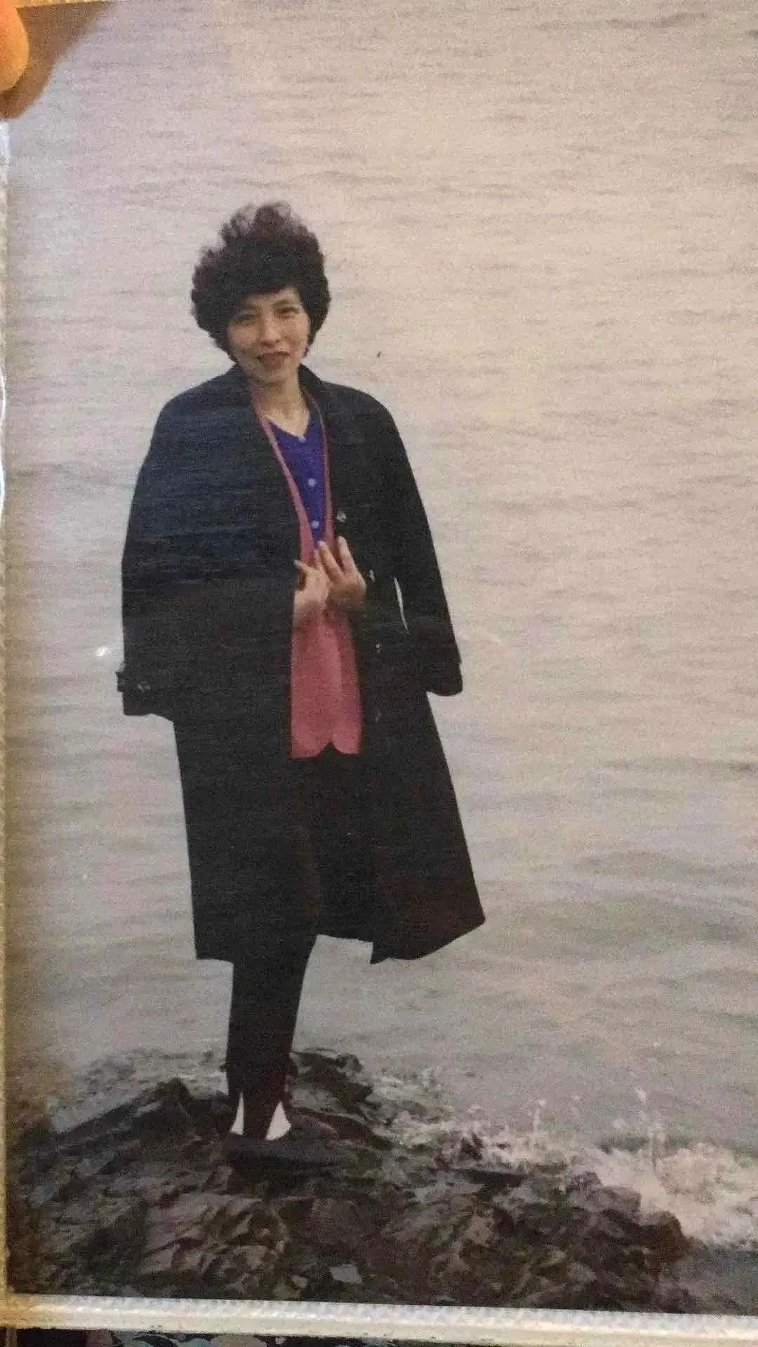 光彩夺目意思_光彩夺目意思解释_光彩夺目意思造句