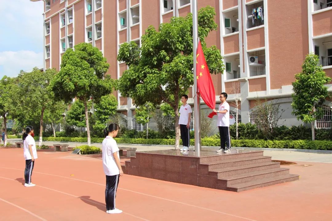 石狮华侨中学地址在哪个镇_石狮华侨中学_石狮市华侨中学是几级达标学校