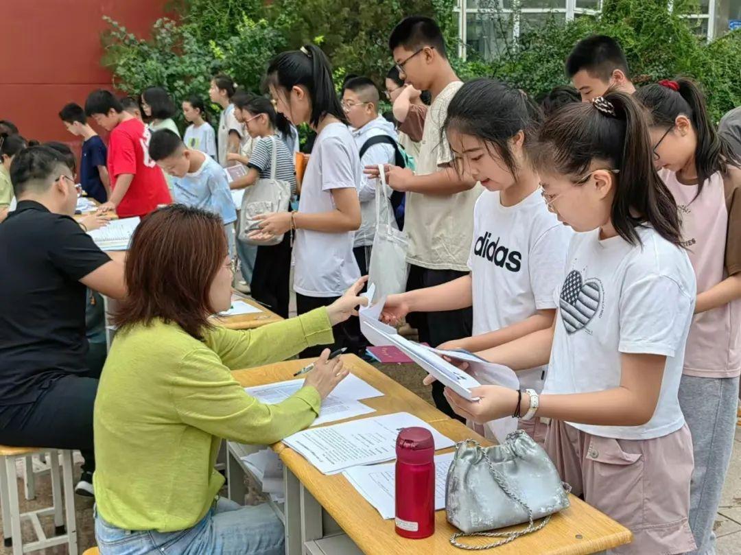 进山初中_进山中学是住校还是跑校_进山中学